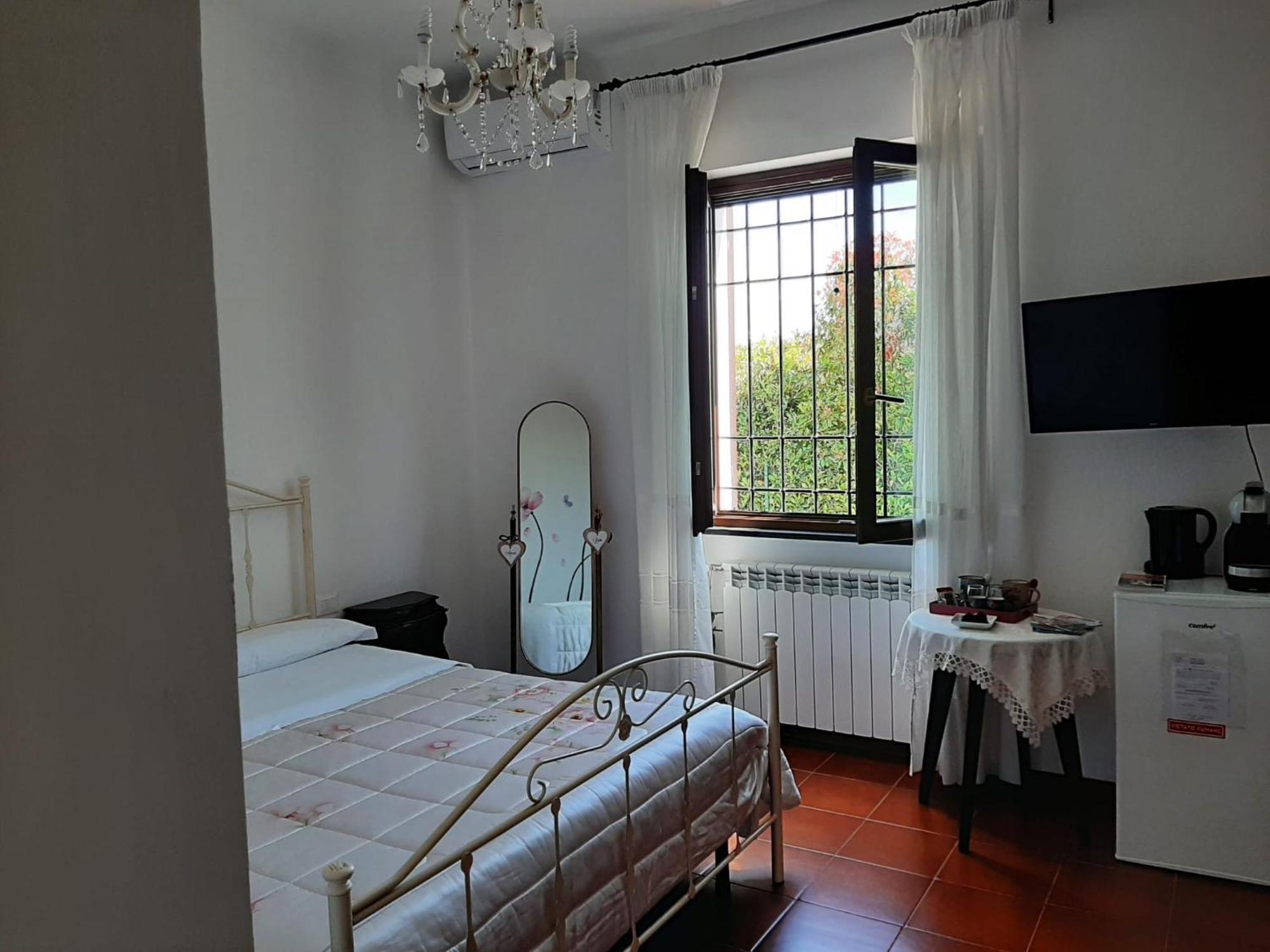 Villa Marco Aurelio Cisano sul Neva Kültér fotó